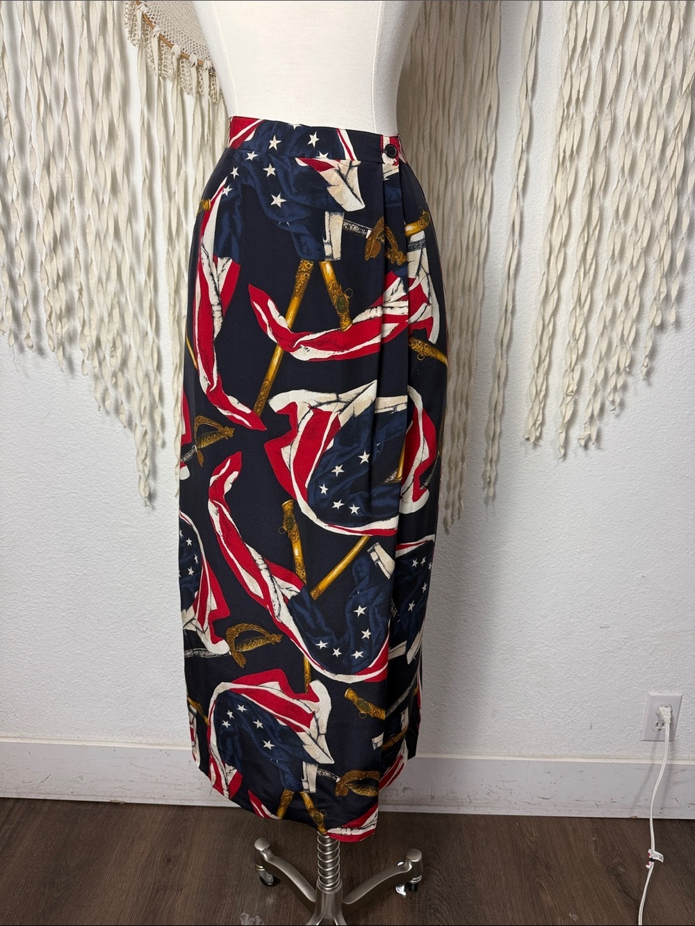 Vintage Jones NY Silk Patriotic Americana Faux Wrap Midi Length Skirt 6